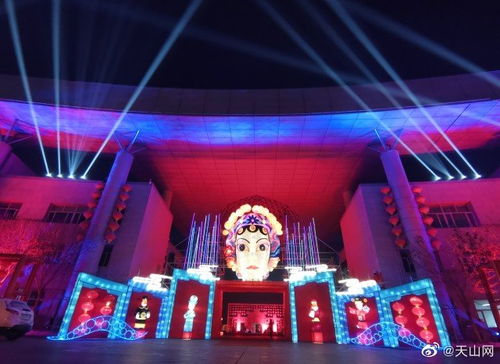 烏魯木齊米東區(qū)打造迎春文化廣場 全疆最大臉譜花燈賀新年